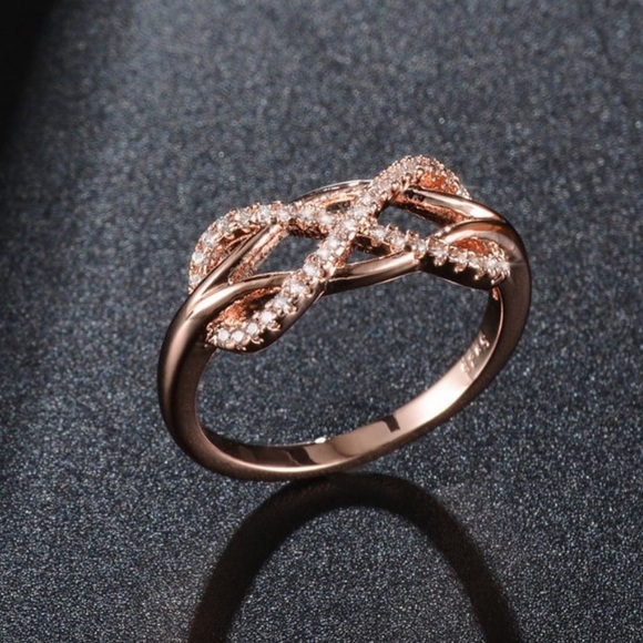 NEW Rose Gold Diamond Infinity Cross Knot Ring - Picture 4 of 4
